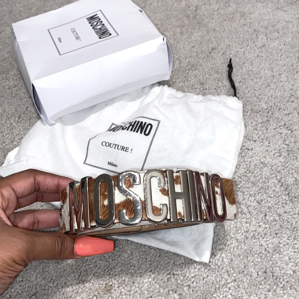 Moschino belt ( cow skin )